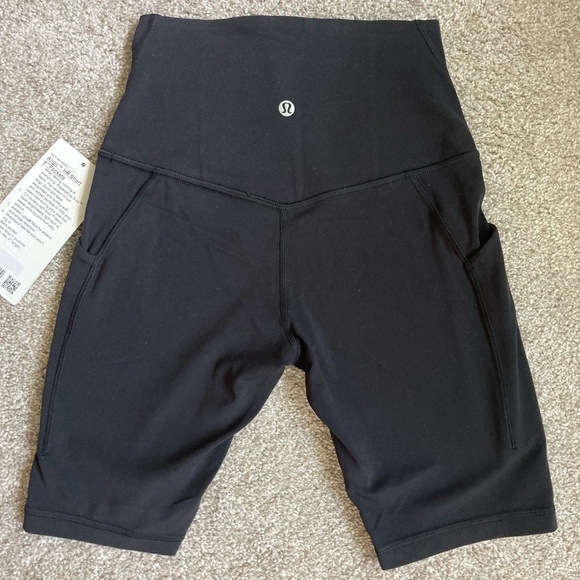 NWT lululemon Align™ High-Rise Short with Pockets 8” - Size 4 - Picture 4 of 6